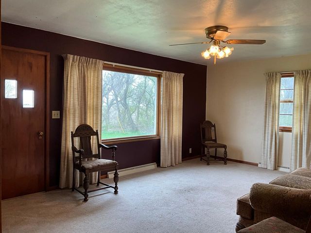 1967 250th Street, Ivanhoe, photo 3