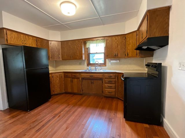 329 1st Street, Miltona, photo 4