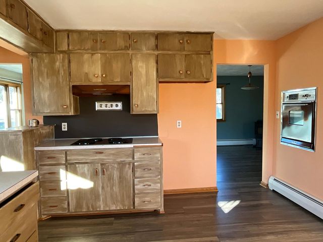 130 N Oak Street, Vesta, photo 4