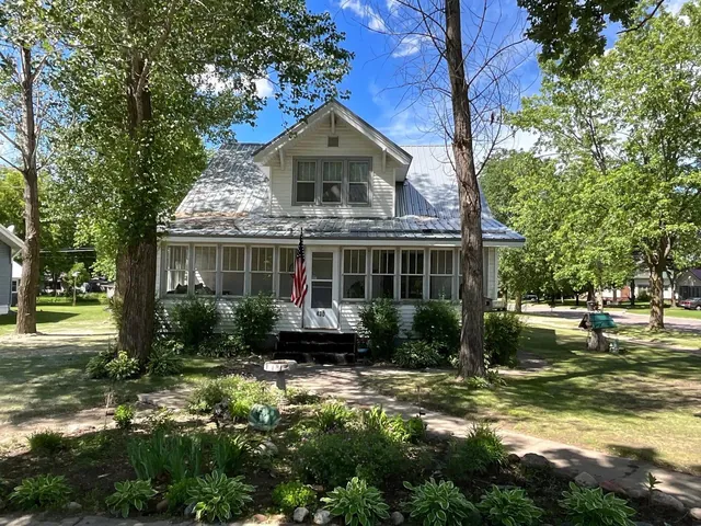 430 1st Avenue N, Long Prairie