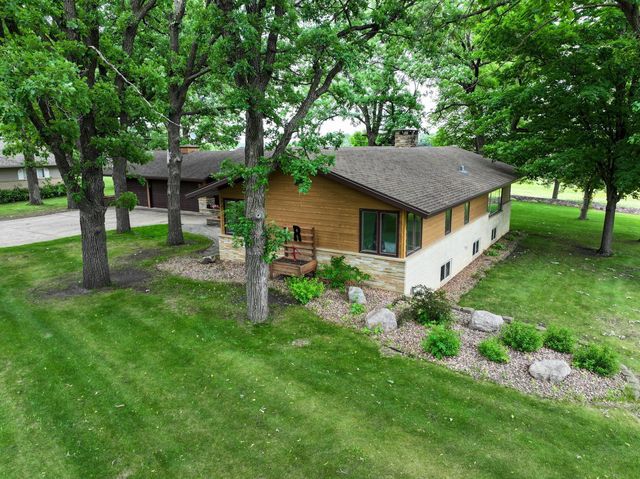 930 Woodland Circle, Long Prairie, photo 4