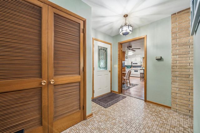 930 Woodland Circle, Long Prairie, photo 5